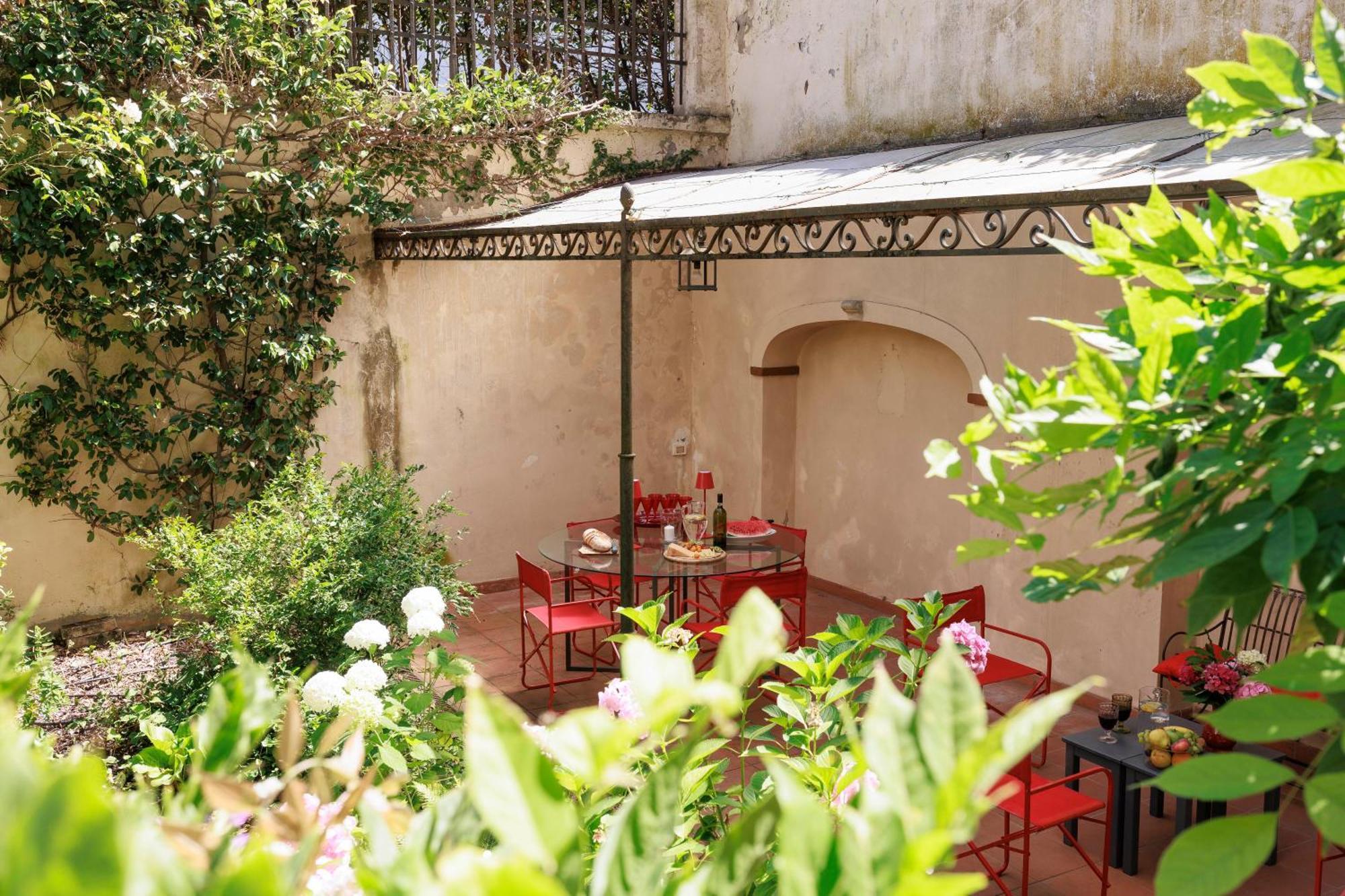 Florence Huge Apartment With Private Garden Extérieur photo